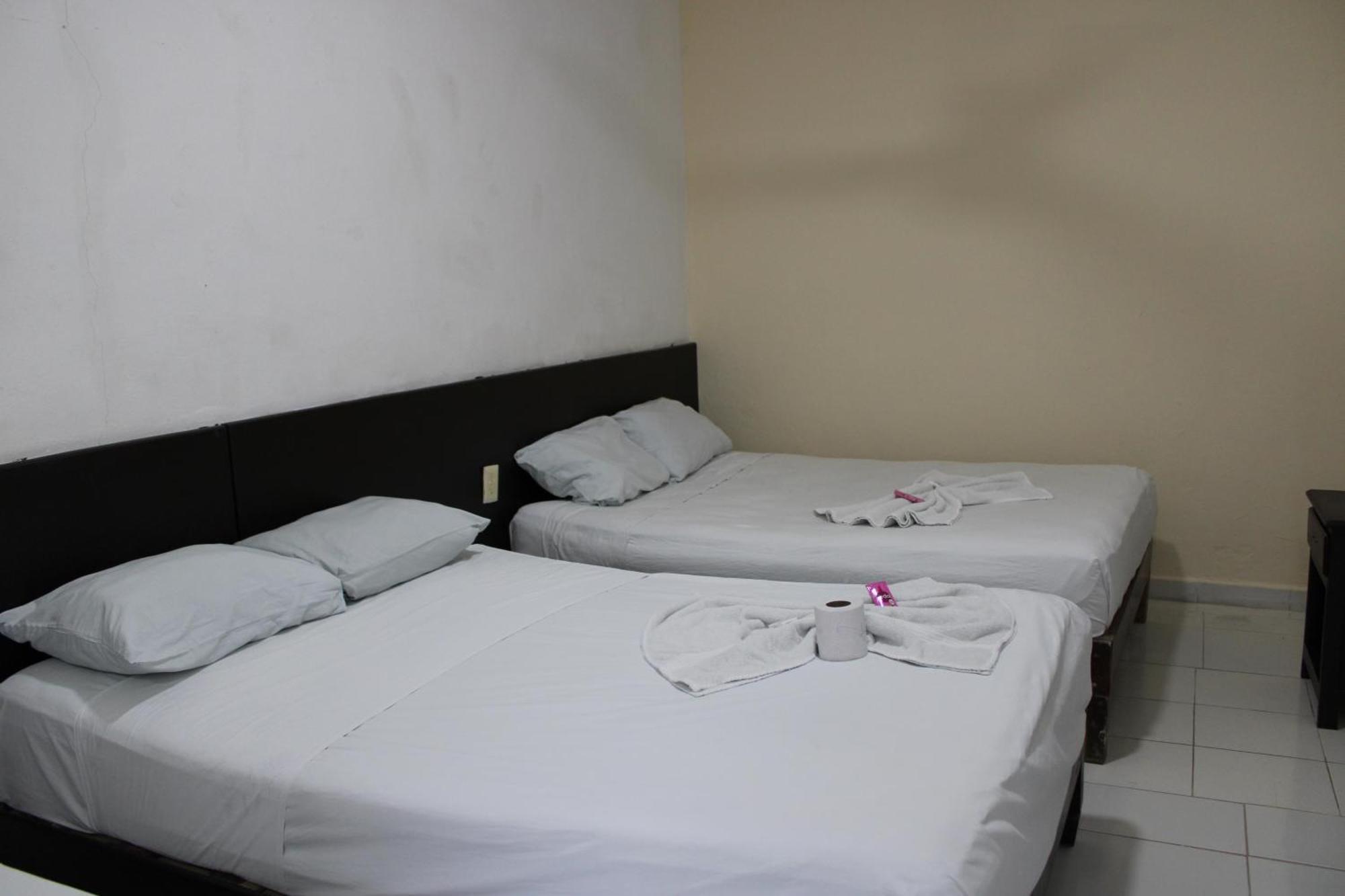 Oyo Hotel Colibri Chetumal Esterno foto