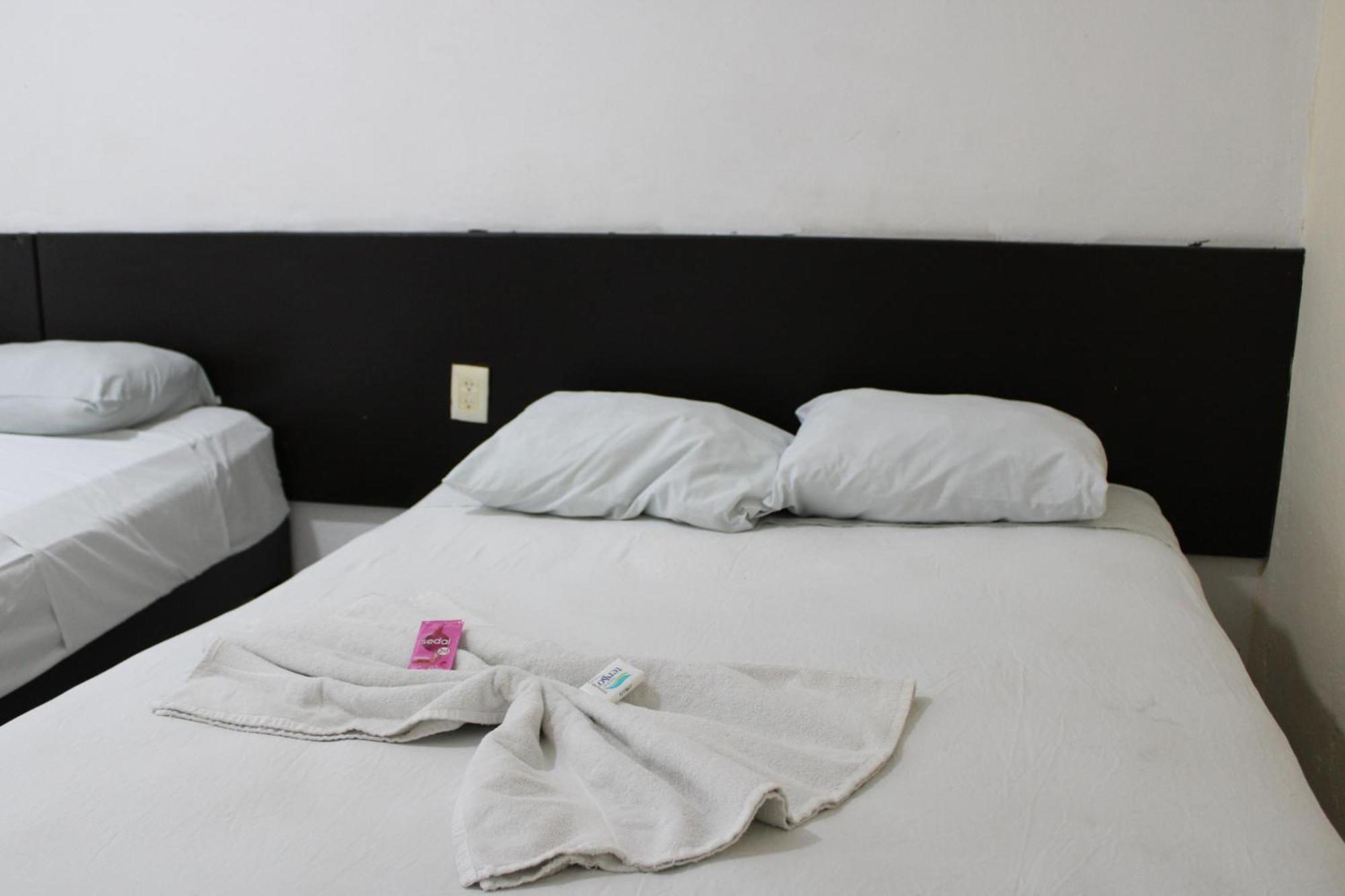 Oyo Hotel Colibri Chetumal Esterno foto
