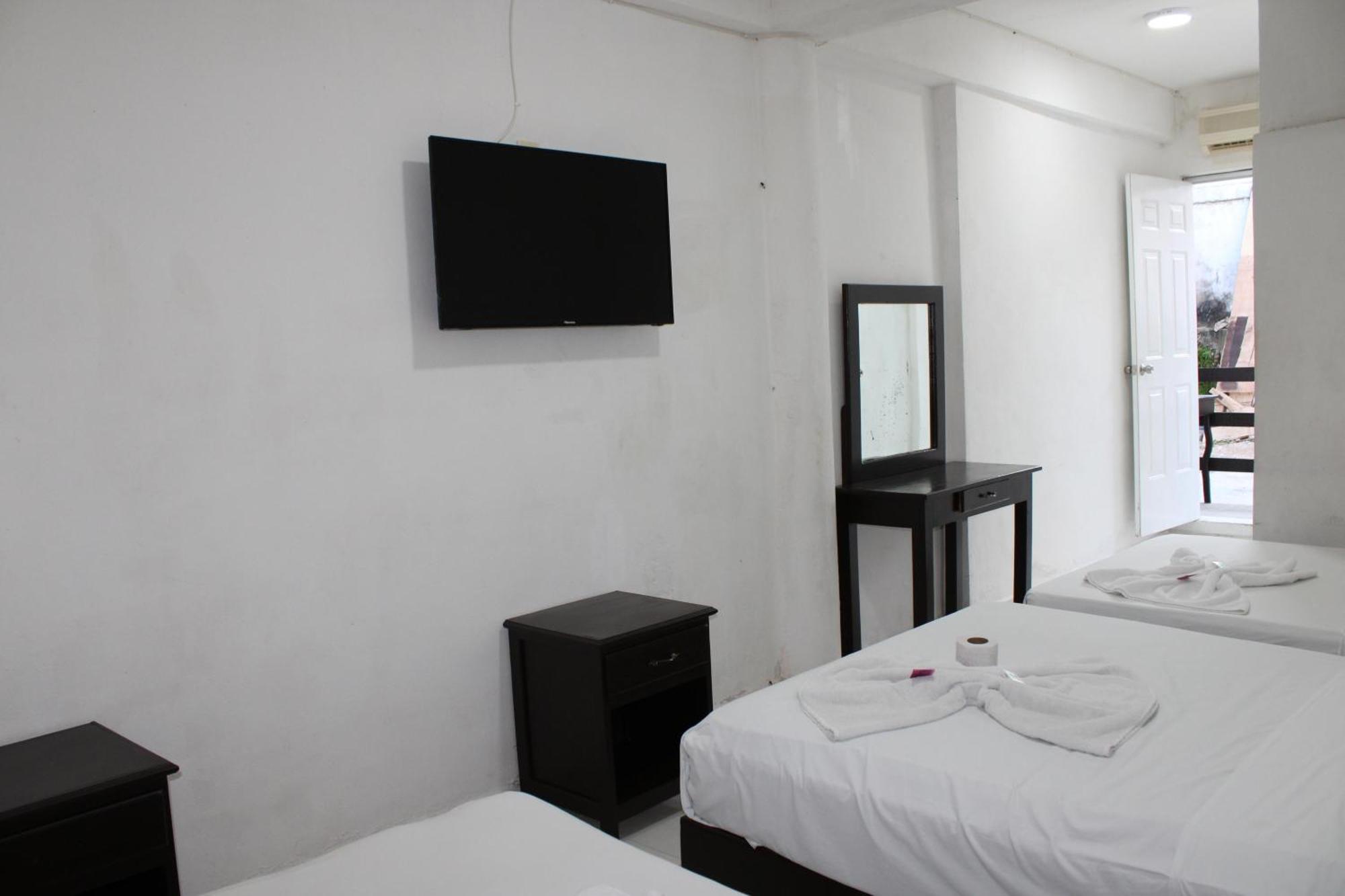 Oyo Hotel Colibri Chetumal Esterno foto